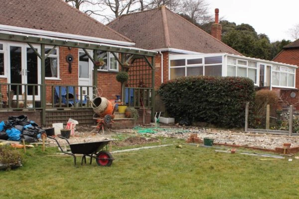 Understand the importance of boundary walls Bentley contact Jason edworthy party wall surveyors today!
